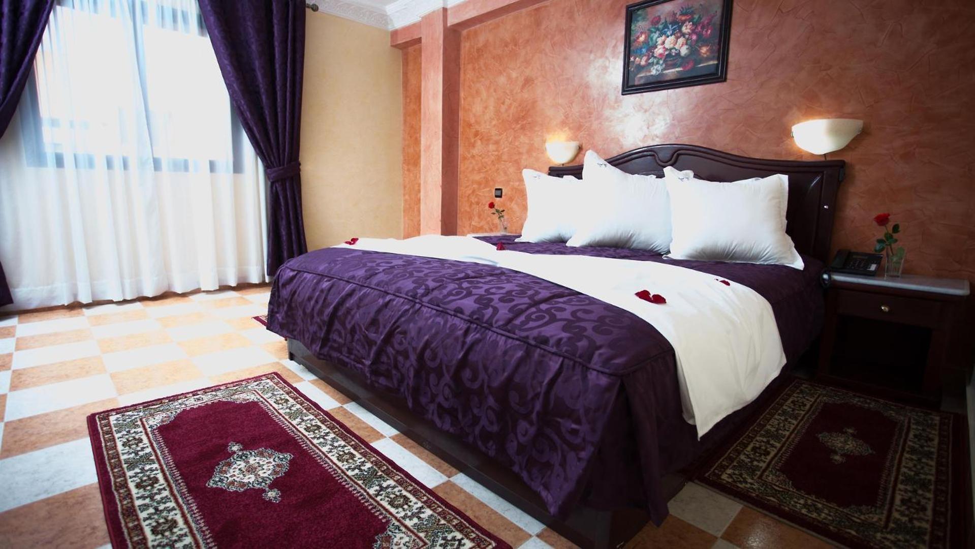 Hotel Les Ambassadeurs 4*
